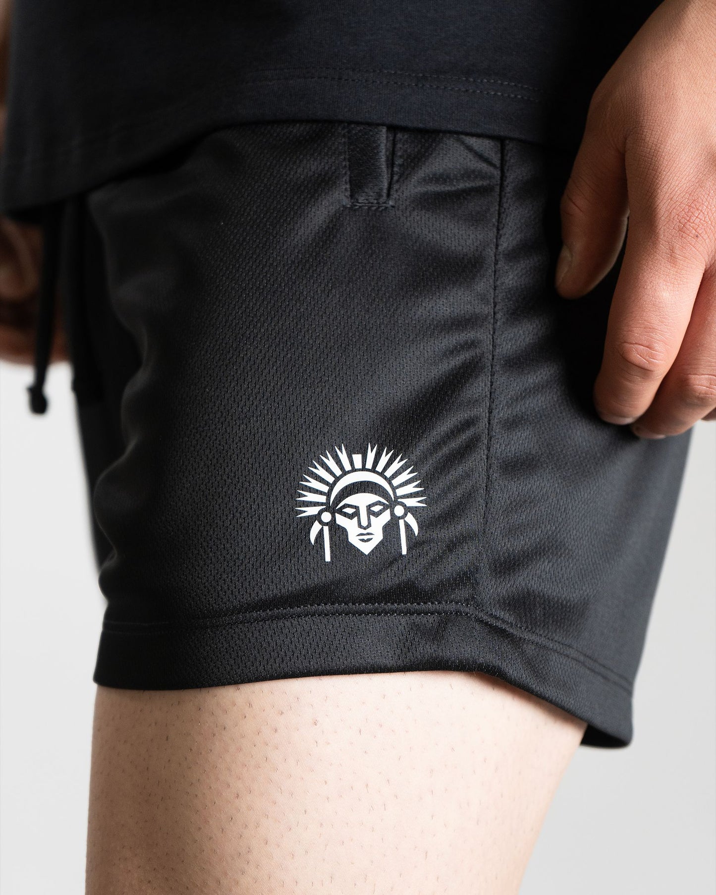 VICTORY SHORT - BLACK