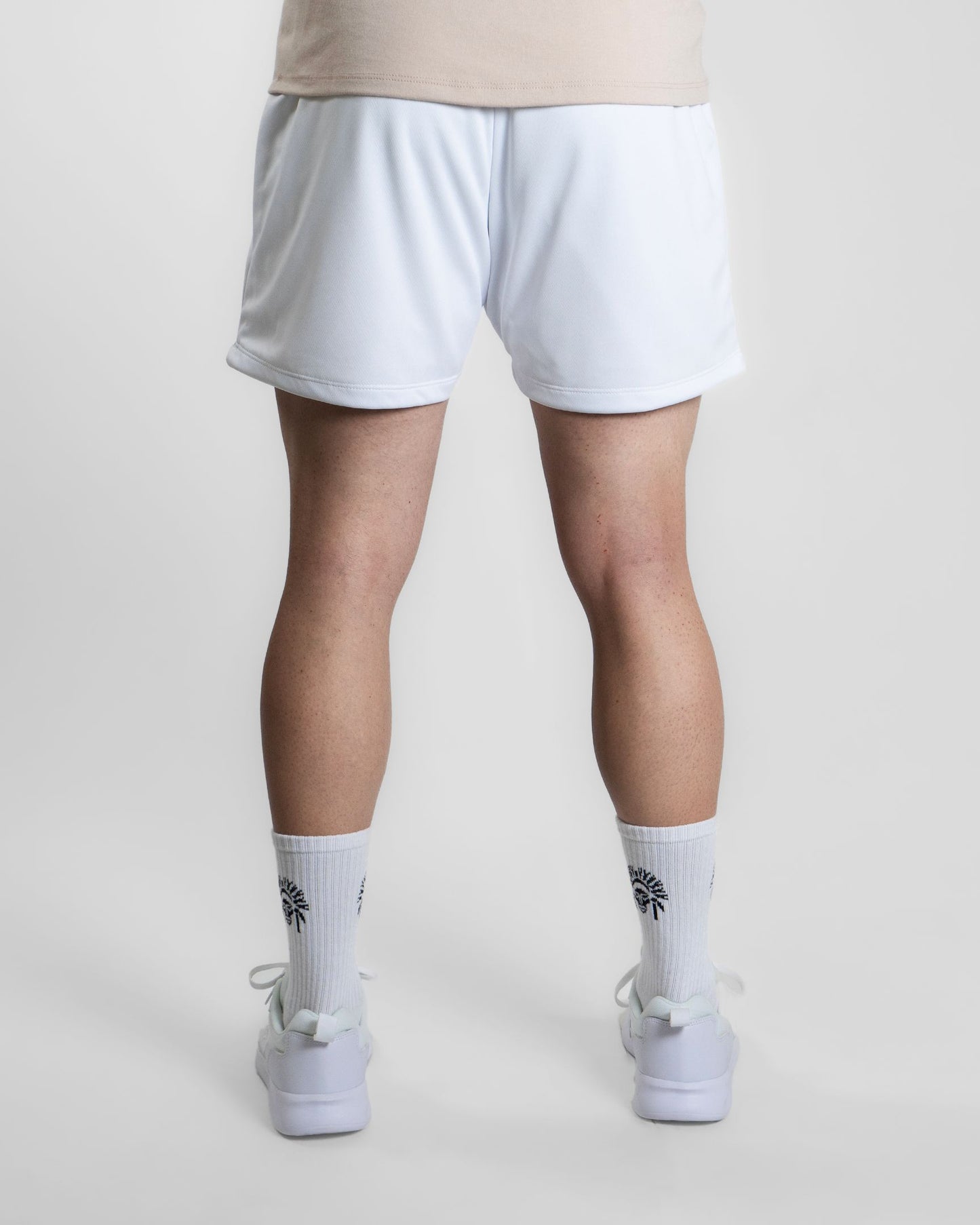 VICTORY SHORT -WHITE