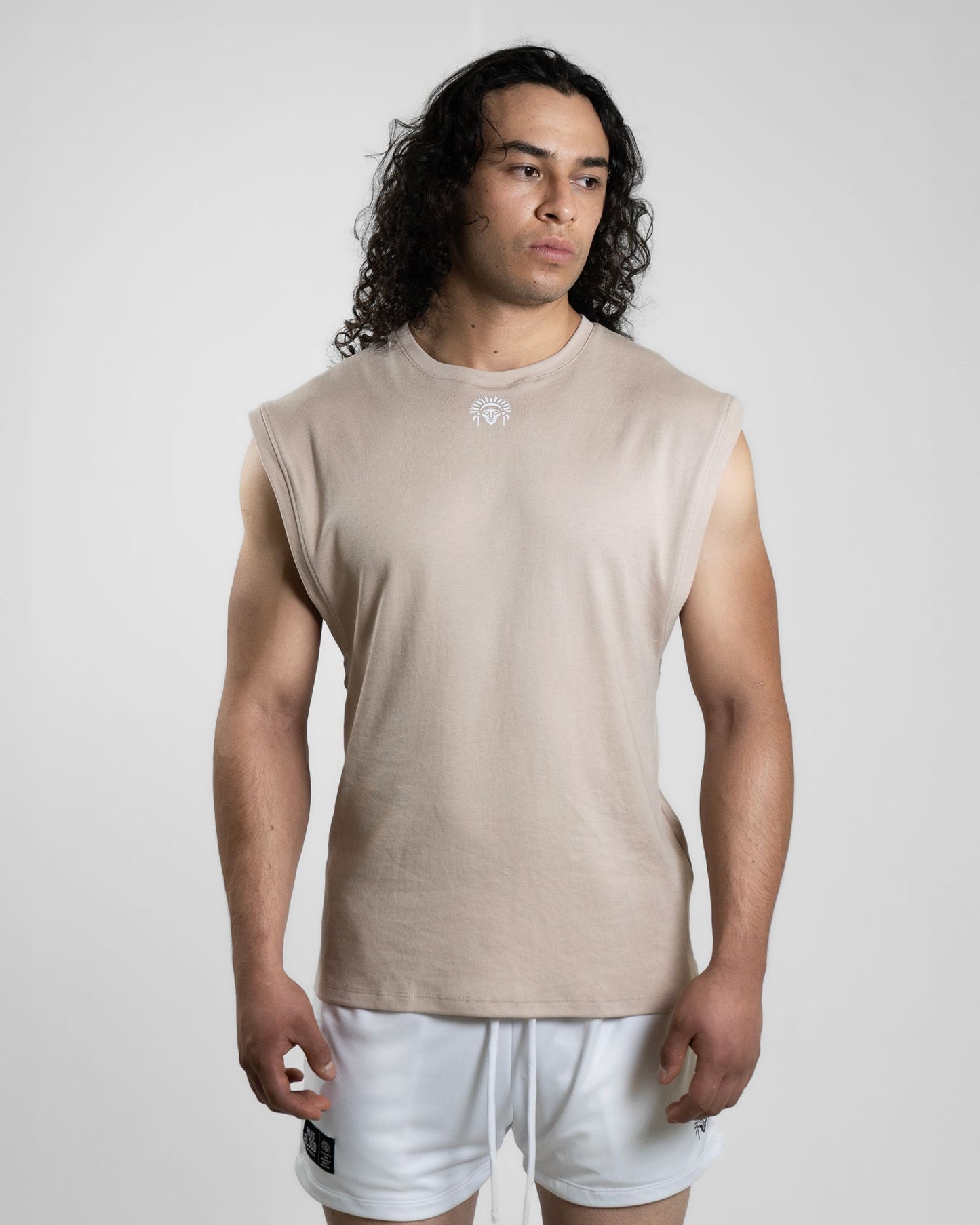 VICTORY T-SHIRT - BEIGE