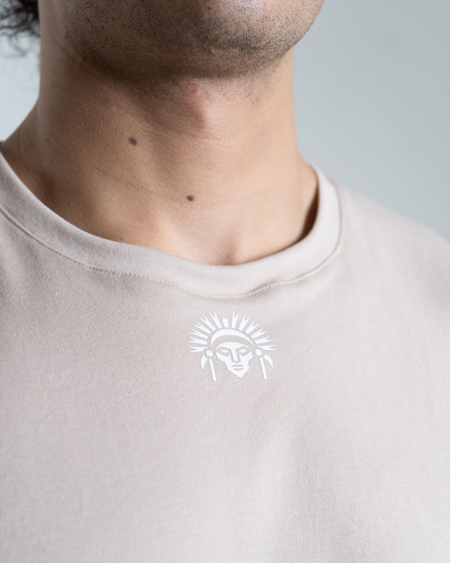 VICTORY T-SHIRT - BEIGE