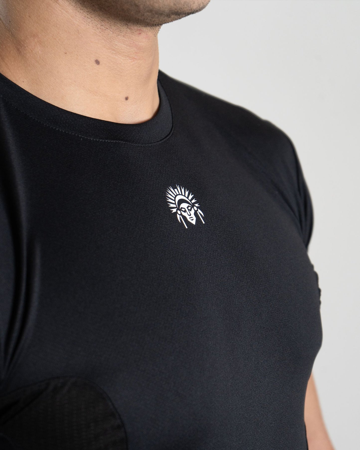 TITAN T-SHIRT - BLACK