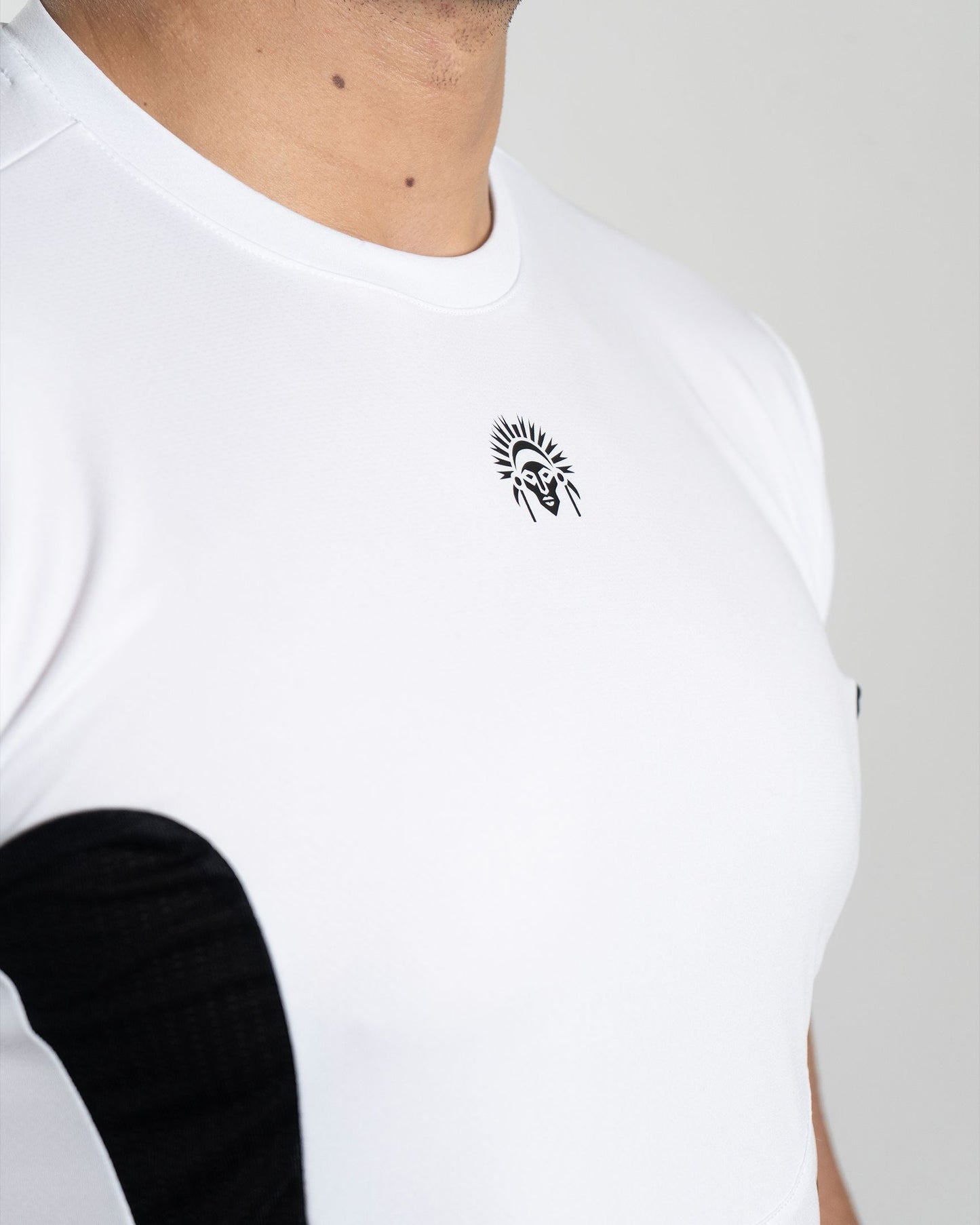 TITAN T-SHIRT - WHITE